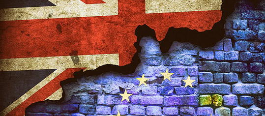 Report: Londra ritarderà nuovamente i controlli sulla Brexit